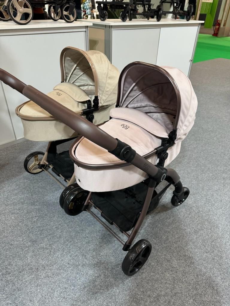 NEW COLOUR egg® Dolls Pram - Violet Hush