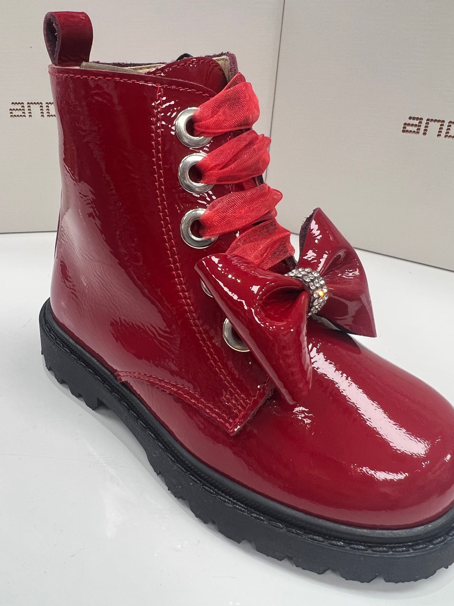 202482 Red Bow Boot By Andanines