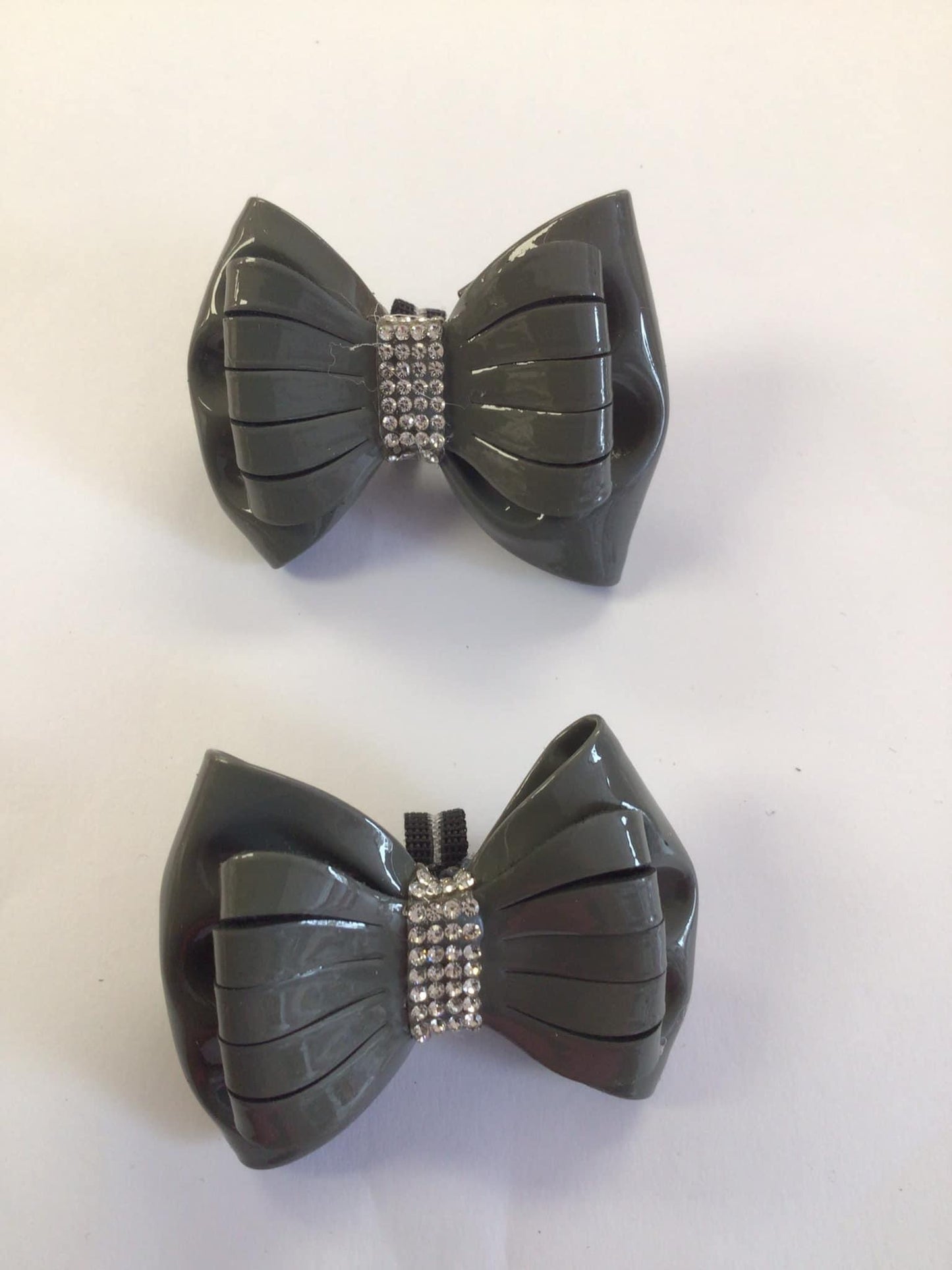 Extra Glitz Grey Patent Shoe Bows