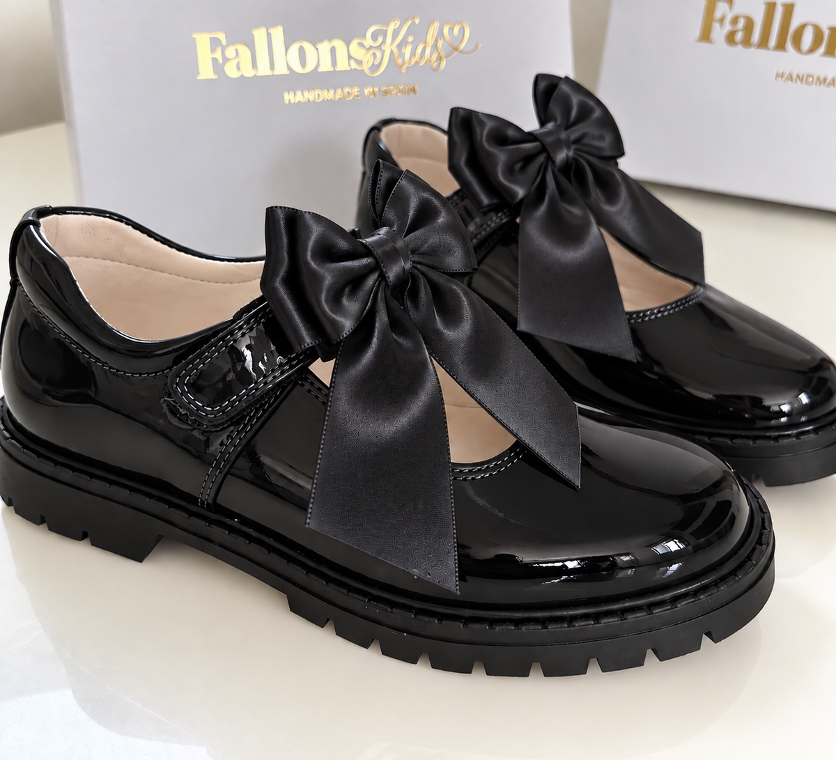 Black Chantelle Shoe Bow