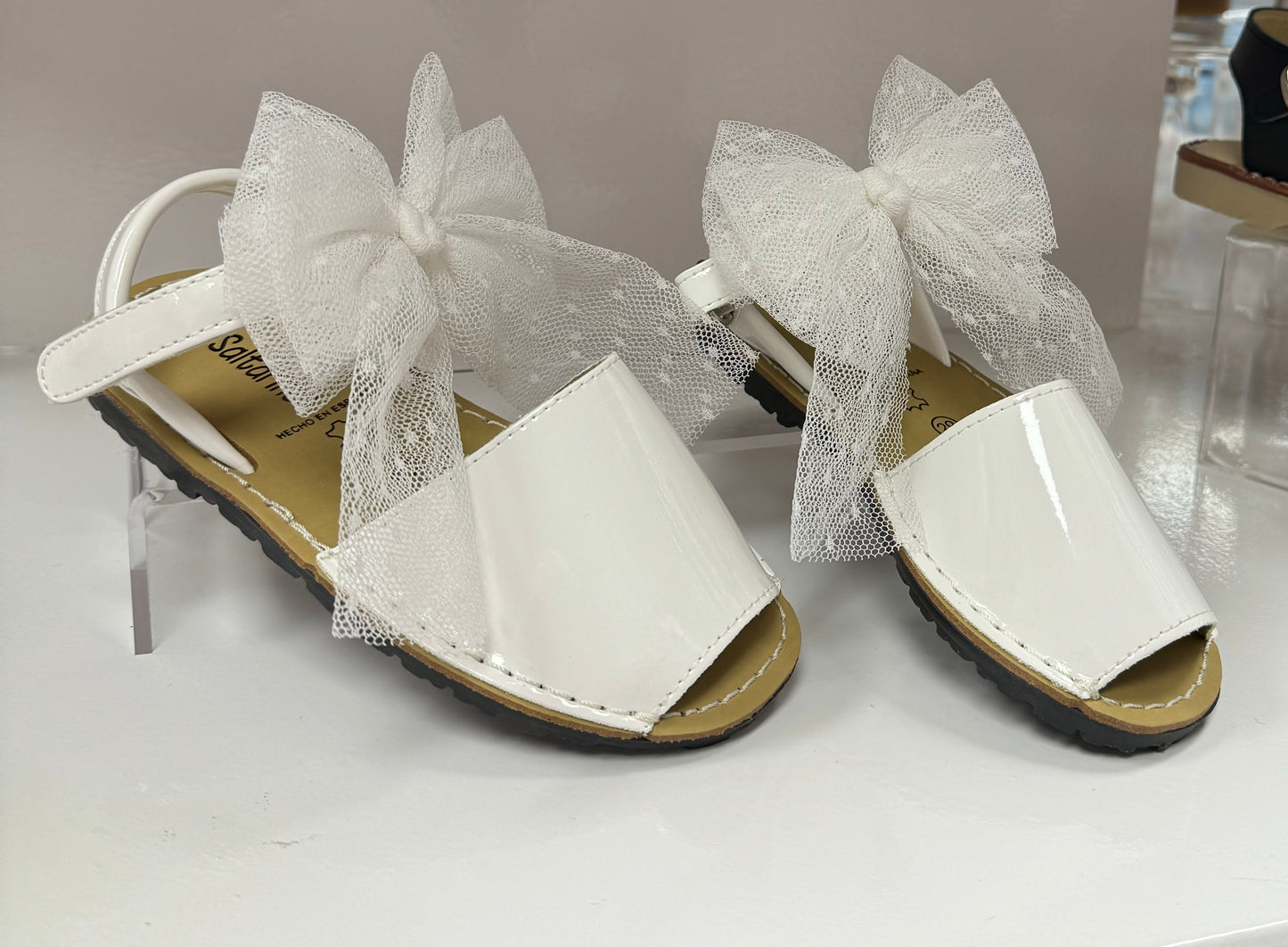 17403 White Tulle Polka Dot Bow Sandals