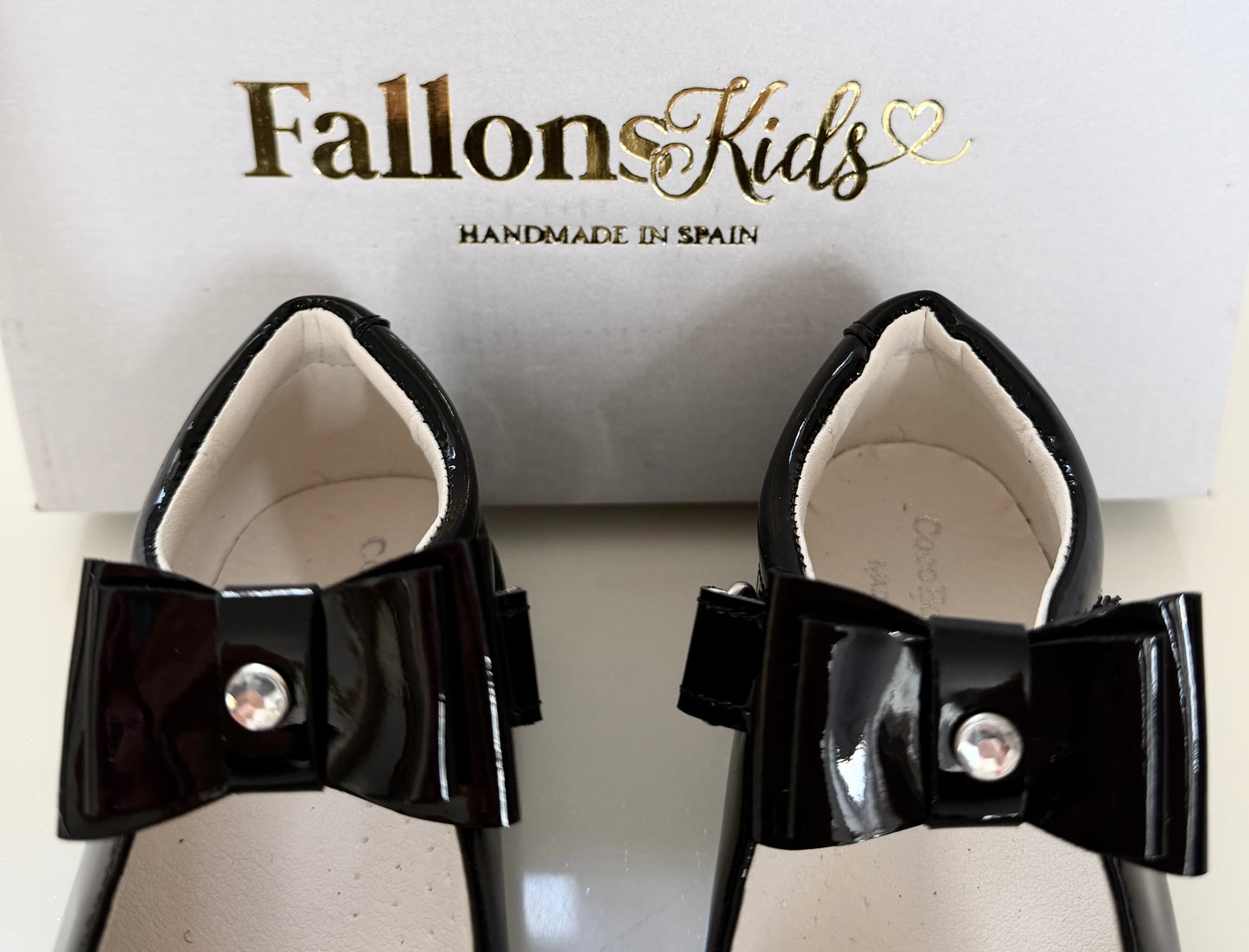 Mara Black Shoe Bow