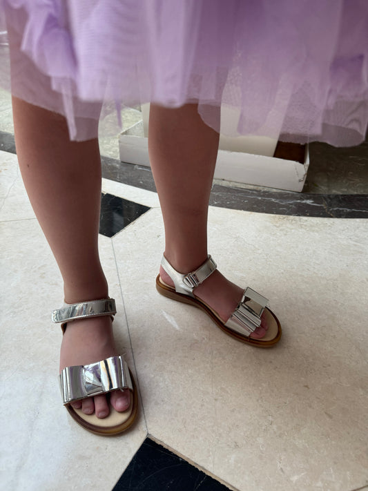 211439 Silver Bow Andanines Sandal