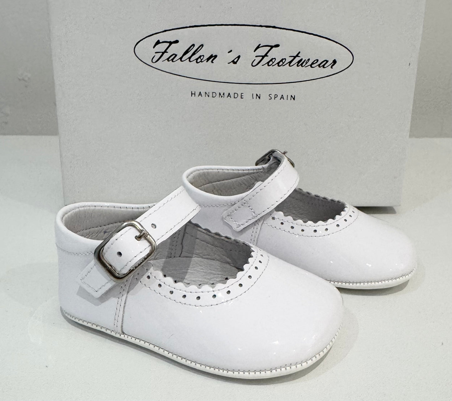 712 White Soft Baby Shoe
