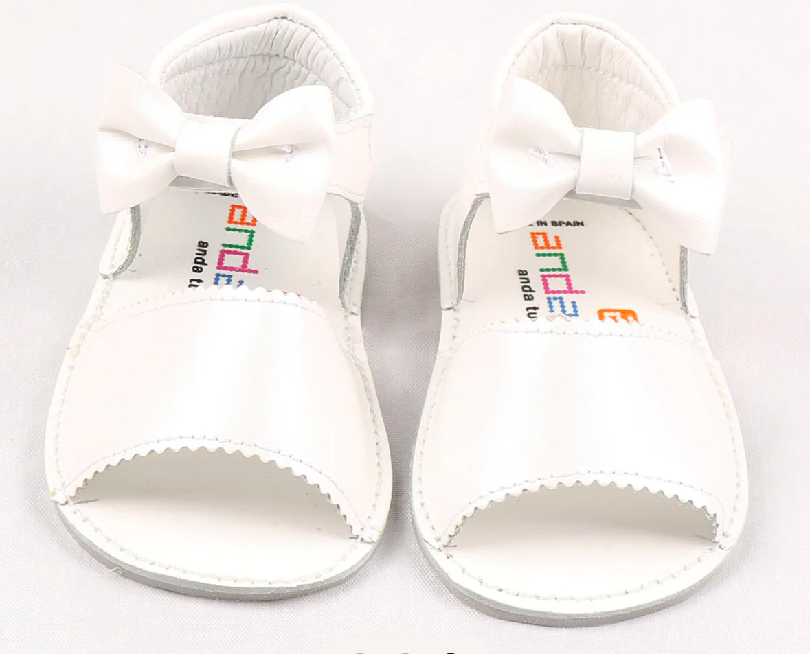 Andanines Baby Girls White Patent