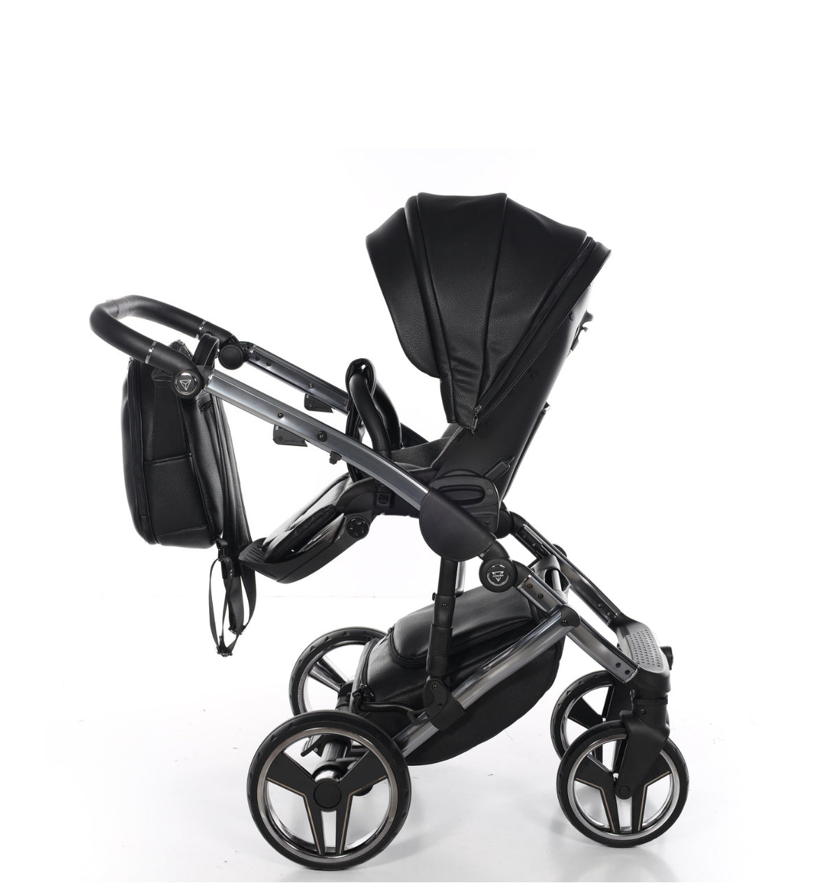 HANDCRAFT BLACK
