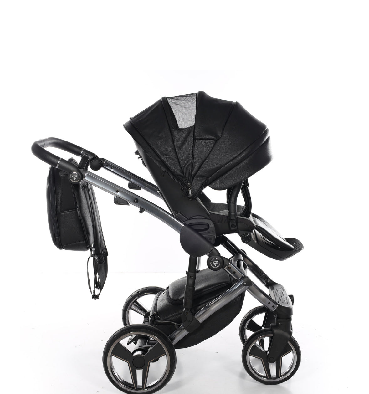 HANDCRAFT BLACK