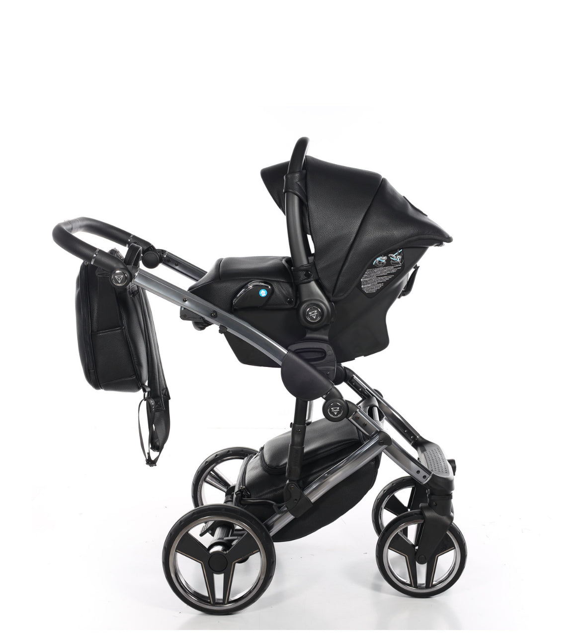 HANDCRAFT BLACK