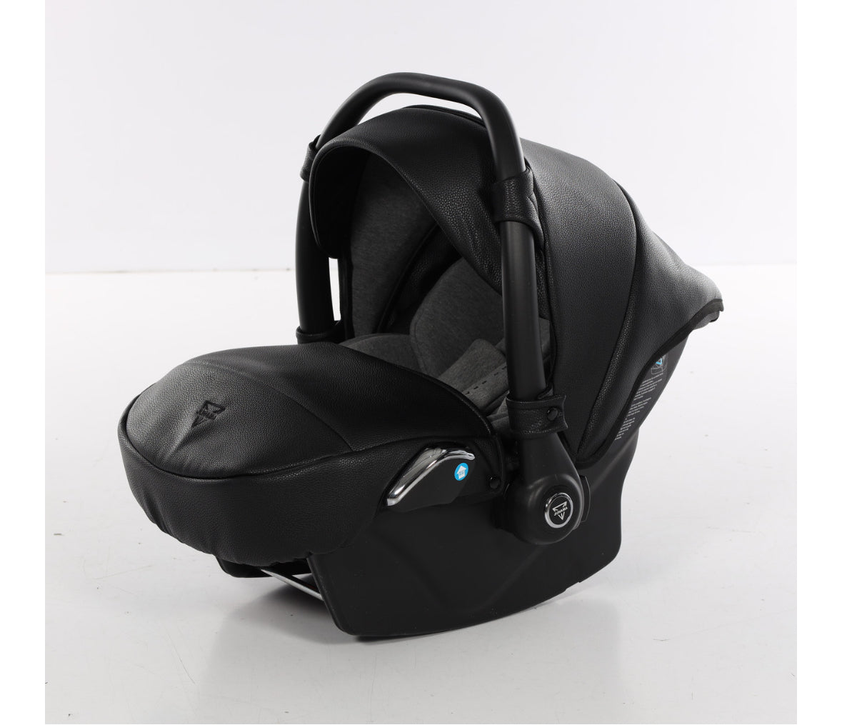 HANDCRAFT BLACK