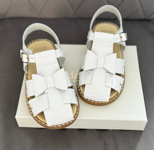 241420 Fully Covered White Patent Sandal