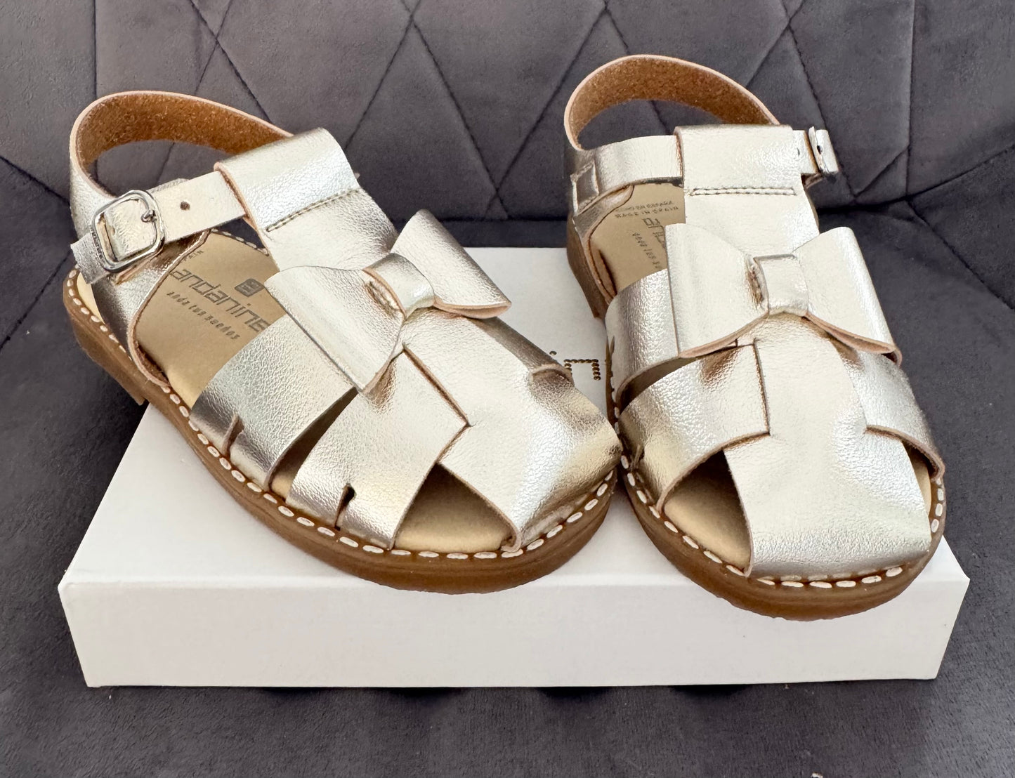 241420 Fully Covered Gold Sandal