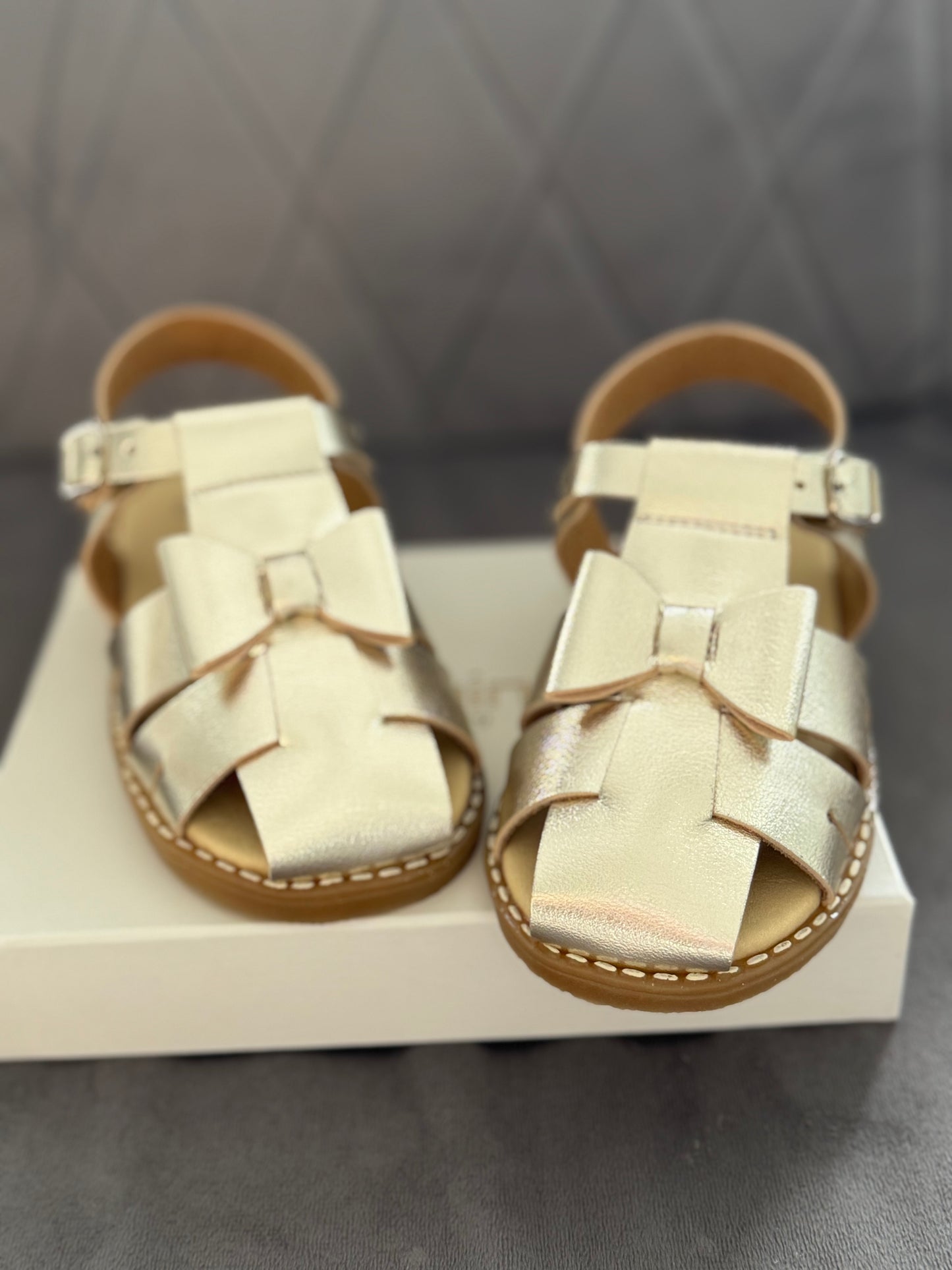 241420 Fully Covered Gold Sandal