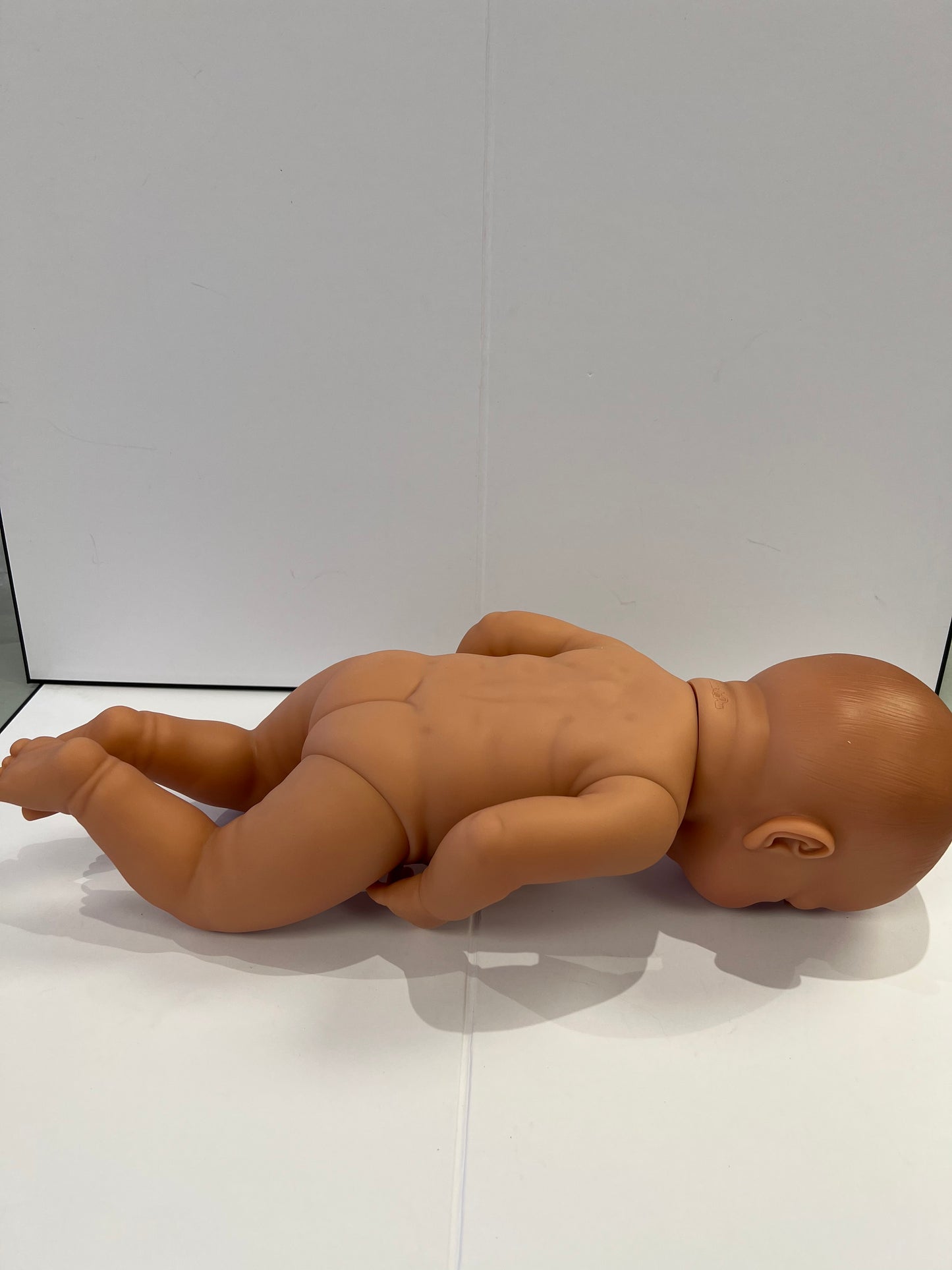 Dress your own doll