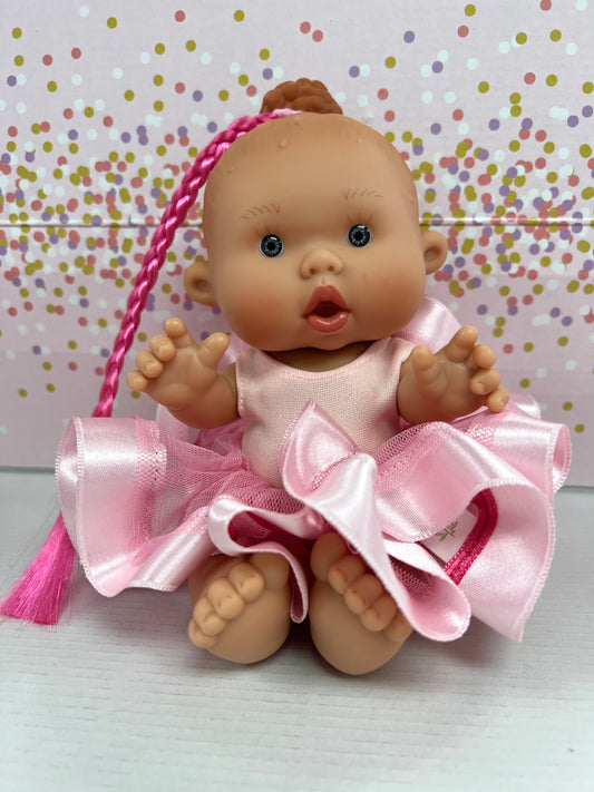 Mini Pepotes Beauty Doll - Pink Bun