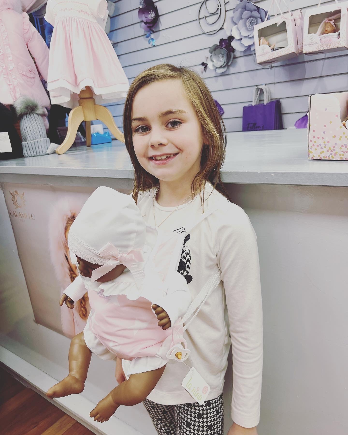 60407 La Nina Carlota Pink & White Doll Carrier - Fallons Toys&Shoes - La Nina