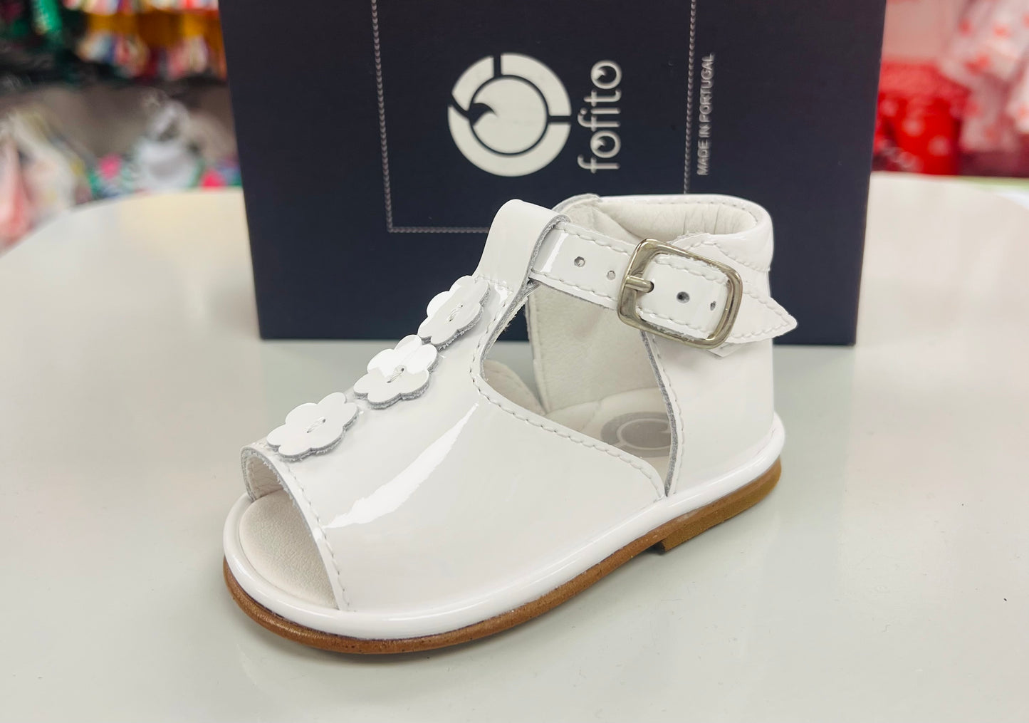 2627 Chica White Patent Sandal