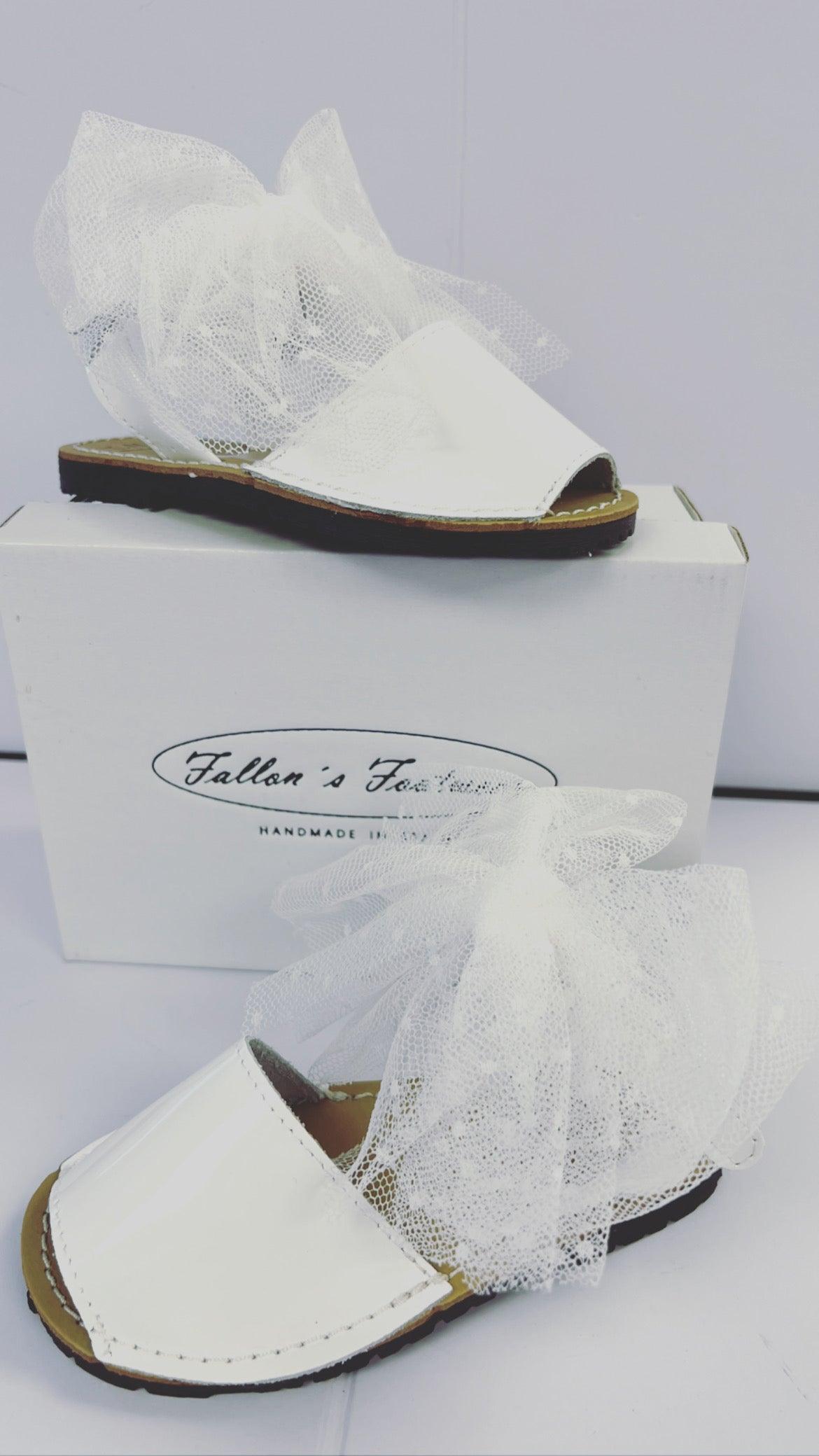 17403 White Tulle Polka Dot Bow Sandals - Fallons Kids