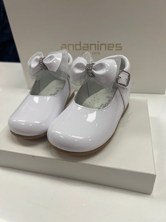 232261 Patent White Andanines With Double Bow