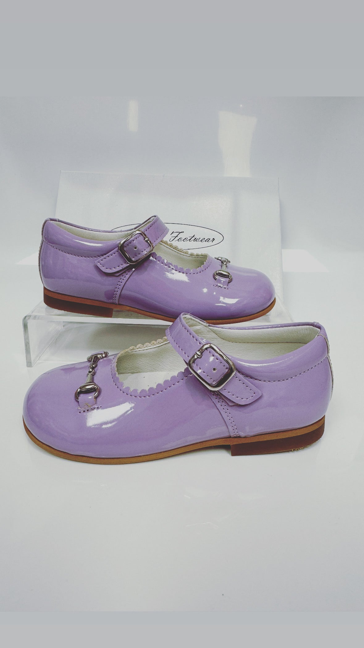 6270-2 Lilac Shoe with Horsebit Buckle
