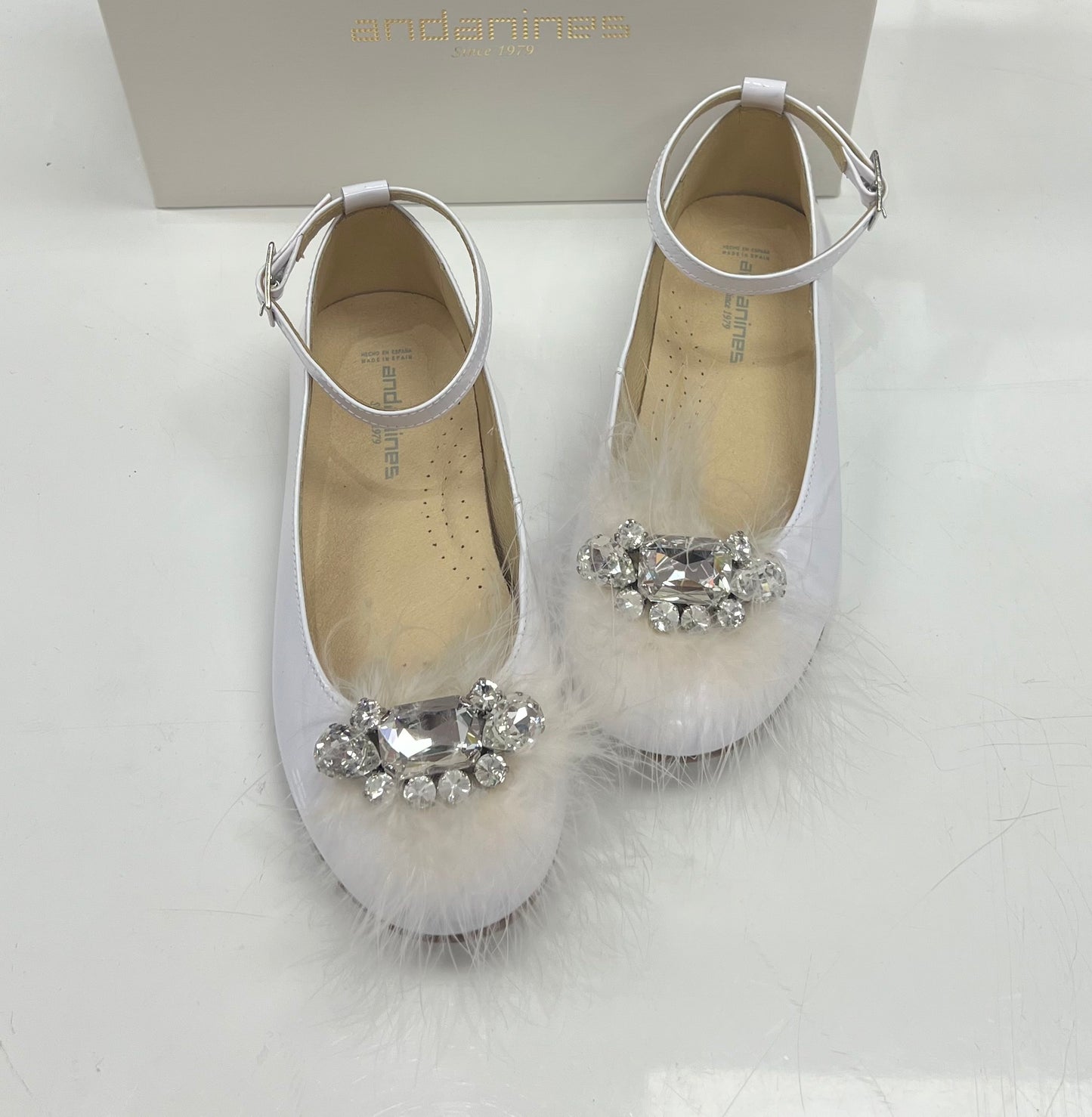 181415 Andanines White Patent Feather Jewel Shoe