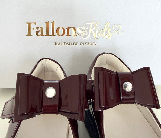 Mara Burgundy Shoe Bow