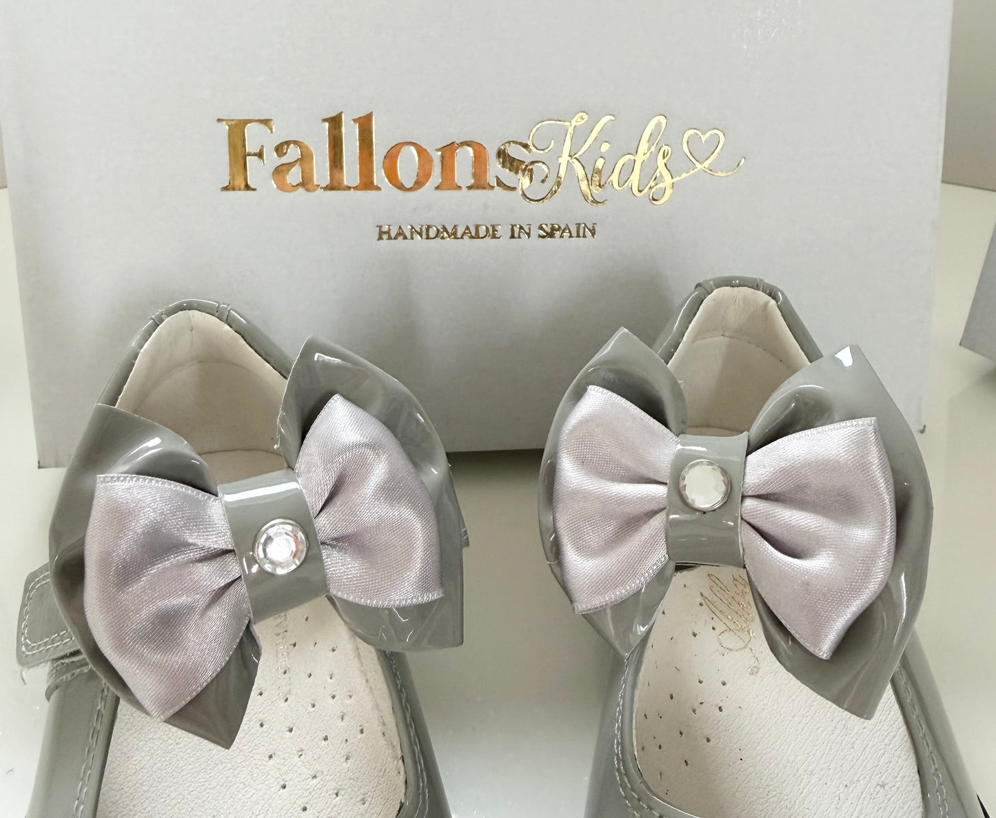 Light Grey Shoe Bow