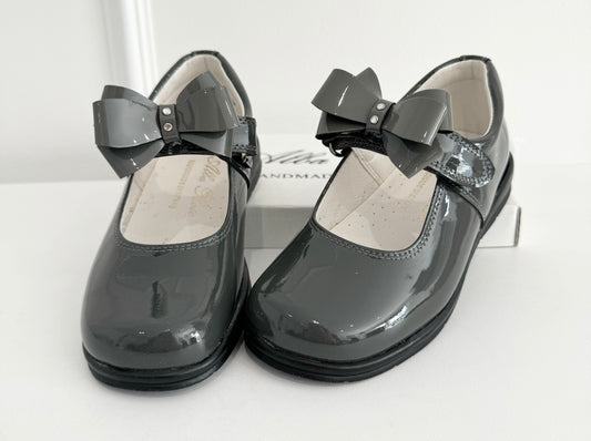 Dark Grey School Shoes - Double Diamond Bow (Flat Sole)