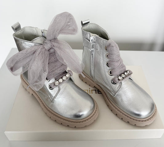 Silver Tulle Bow Boot By Andanines