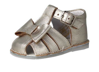 211077 Baby Girls Closed in Sandal Gold