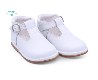 2111 Fernando White Boys Shoe