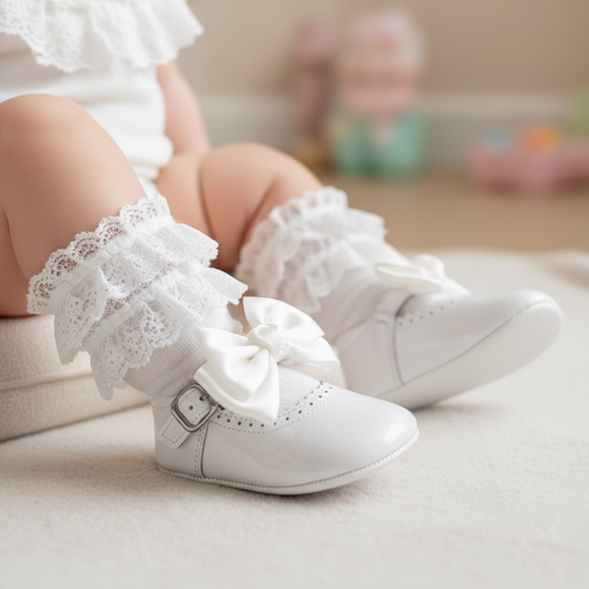 712 White Soft Baby Shoe