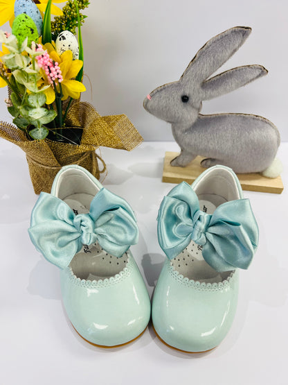 6270-1 Mint Green Shoe with Diamante Buckle