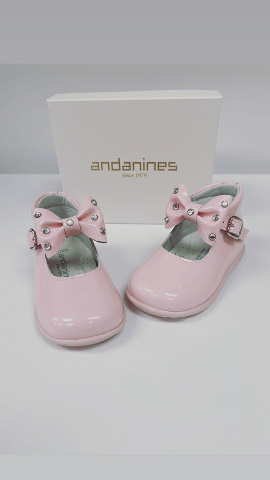 231287 Pink Stud Patent Bow Andanines