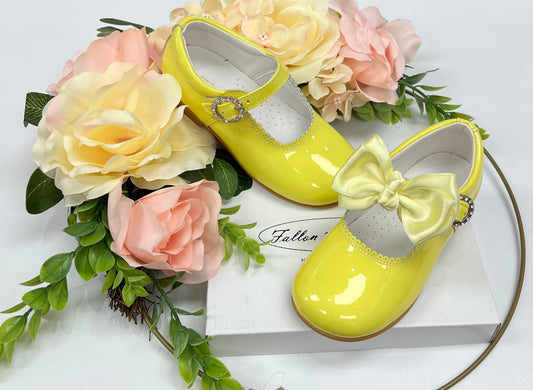 6270-1 Lemon Yellow Shoe with Diamante Buckle