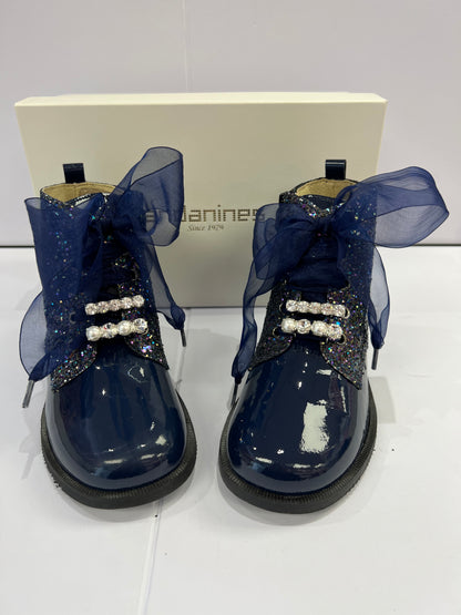 202966 Navy Pearl and Diamond Boot Andanines