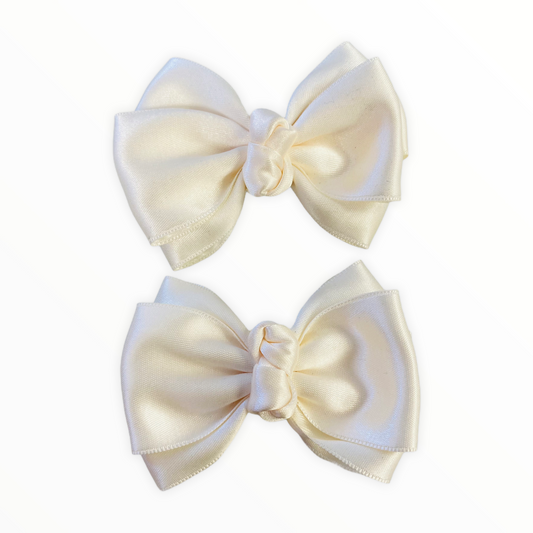 Cream Butterfly Shoe Bow - Fallons Toys&Shoes - Fallon's Footwear